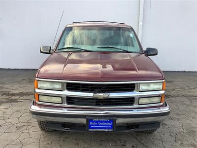 1999 Chevrolet Suburban K1500   - Photo 12 - Crest Hill, IL 60403