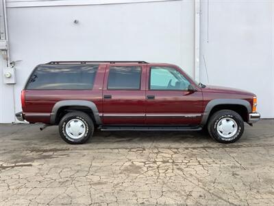 1999 Chevrolet Suburban K1500   - Photo 9 - Crest Hill, IL 60403