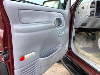 1999 Chevrolet Suburban K1500 LT - Photo 15 - Crest Hill, IL 60403