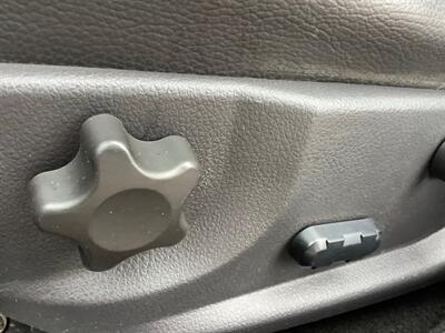 2008 Ford Fusion V6 SE - Photo 12 - Crest Hill, IL 60403