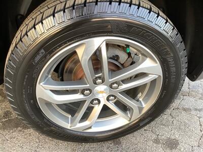 2017 Chevrolet Equinox Premier - Photo 38 - Crest Hill, IL 60403