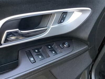 2017 Chevrolet Equinox Premier - Photo 16 - Crest Hill, IL 60403