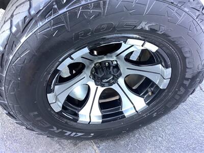 2004 Jeep Wrangler X   - Photo 43 - Crest Hill, IL 60403