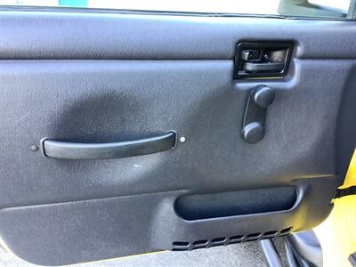 2004 Jeep Wrangler X - Photo 10 - Crest Hill, IL 60403