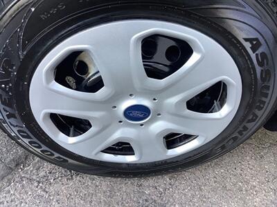 2017 Ford Focus S   - Photo 34 - Crest Hill, IL 60403