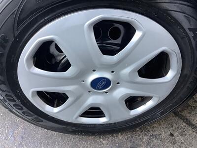 2017 Ford Focus S   - Photo 33 - Crest Hill, IL 60403