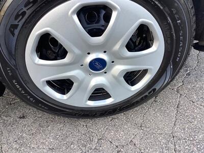 2017 Ford Focus S   - Photo 35 - Crest Hill, IL 60403