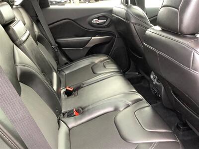2019 Jeep Cherokee Latitude Plus   - Photo 37 - Crest Hill, IL 60403