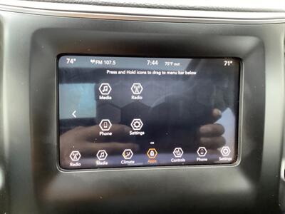 2019 Jeep Cherokee Latitude Plus   - Photo 27 - Crest Hill, IL 60403