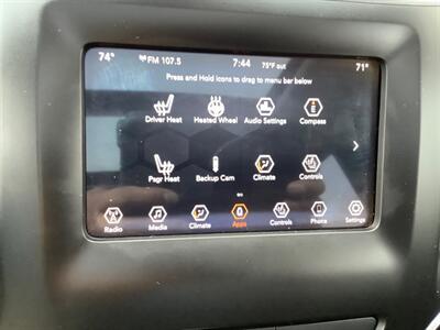 2019 Jeep Cherokee Latitude Plus   - Photo 26 - Crest Hill, IL 60403