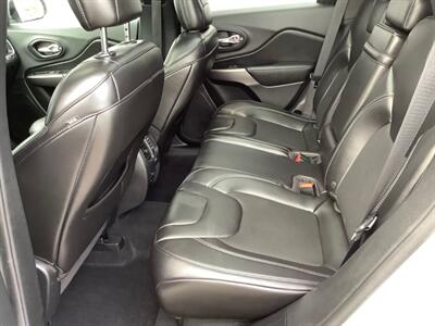 2019 Jeep Cherokee Latitude Plus   - Photo 33 - Crest Hill, IL 60403