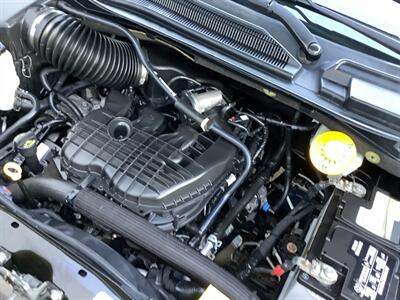 2014 Dodge Grand Caravan R/T - Photo 16 - Crest Hill, IL 60403