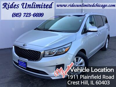2017 Kia Sedona LX   - Photo 1 - Crest Hill, IL 60403