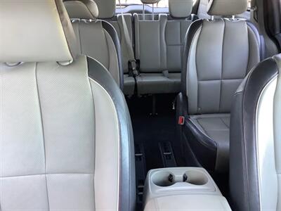 2017 Kia Sedona LX   - Photo 36 - Crest Hill, IL 60403