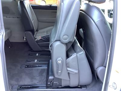 2017 Kia Sedona LX   - Photo 27 - Crest Hill, IL 60403