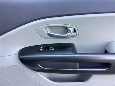 2017 Kia Sedona LX   - Photo 30 - Crest Hill, IL 60403