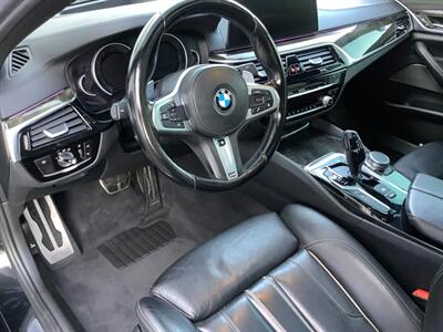 2018 BMW 5 Series 540i xDrive - Photo 17 - Crest Hill, IL 60403