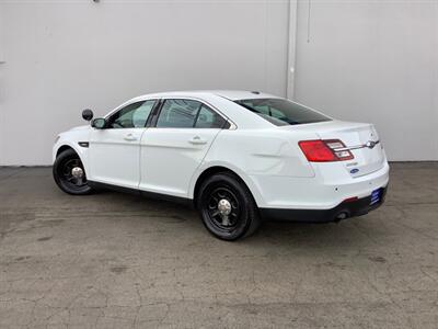 2017 Ford Taurus Police Interceptor   - Photo 5 - Crest Hill, IL 60403