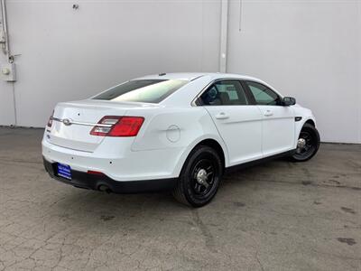 2017 Ford Taurus Police Interceptor   - Photo 9 - Crest Hill, IL 60403