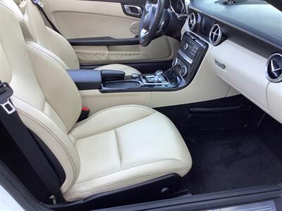 2019 Mercedes-Benz SLC SLC 300   - Photo 43 - Crest Hill, IL 60403