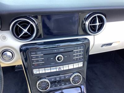 2019 Mercedes-Benz SLC SLC 300 - Photo 27 - Crest Hill, IL 60403