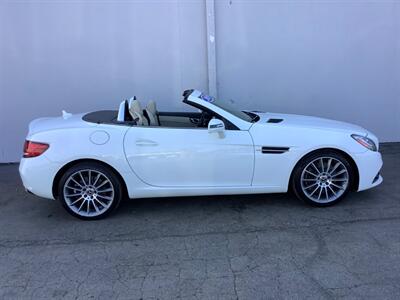 2019 Mercedes-Benz SLC SLC 300   - Photo 17 - Crest Hill, IL 60403