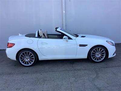 2019 Mercedes-Benz SLC SLC 300 - Photo 17 - Crest Hill, IL 60403