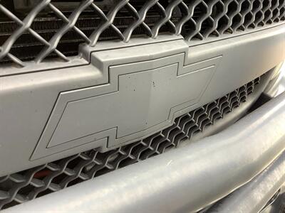 2001 Chevrolet Silverado 2500HD LS - Photo 31 - Crest Hill, IL 60403