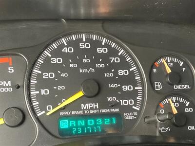 2001 Chevrolet Silverado 2500HD LS - Photo 17 - Crest Hill, IL 60403
