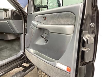 2001 Chevrolet Silverado 2500HD LS - Photo 25 - Crest Hill, IL 60403