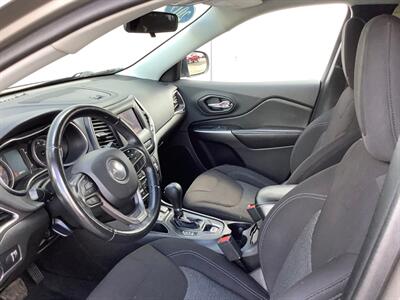 2019 Jeep Cherokee Latitude   - Photo 15 - Crest Hill, IL 60403