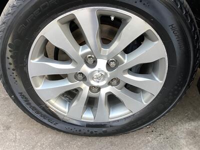 2015 Toyota Sequoia Limited - Photo 47 - Crest Hill, IL 60403