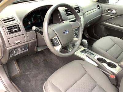 2010 Ford Fusion SE   - Photo 13 - Crest Hill, IL 60403