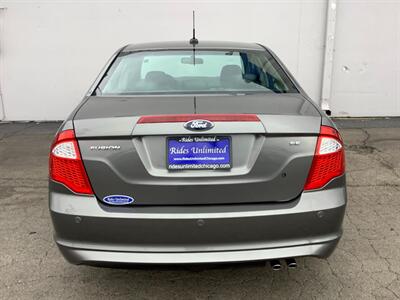 2010 Ford Fusion SE   - Photo 5 - Crest Hill, IL 60403