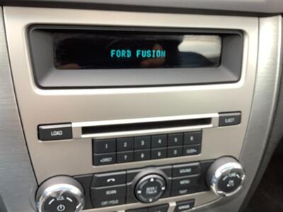 2010 Ford Fusion SE   - Photo 18 - Crest Hill, IL 60403