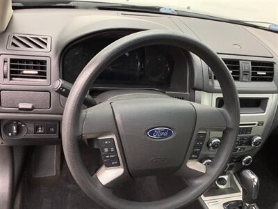 2010 Ford Fusion SE   - Photo 17 - Crest Hill, IL 60403