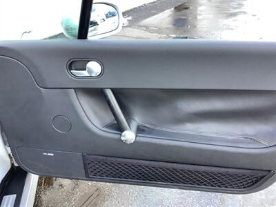 2001 Audi TT 225hp quattro   - Photo 27 - Crest Hill, IL 60403