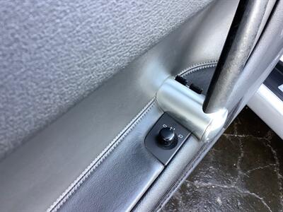 2001 Audi TT 225hp quattro   - Photo 15 - Crest Hill, IL 60403