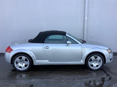2001 Audi TT 225hp quattro   - Photo 7 - Crest Hill, IL 60403