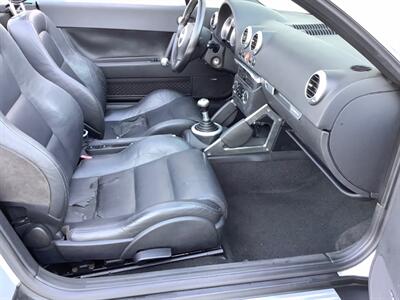 2001 Audi TT 225hp quattro   - Photo 28 - Crest Hill, IL 60403