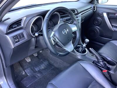 2015 Scion tC   - Photo 13 - Crest Hill, IL 60403