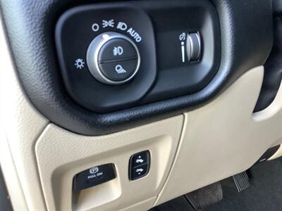 2022 RAM 1500 Big Horn - Photo 16 - Crest Hill, IL 60403