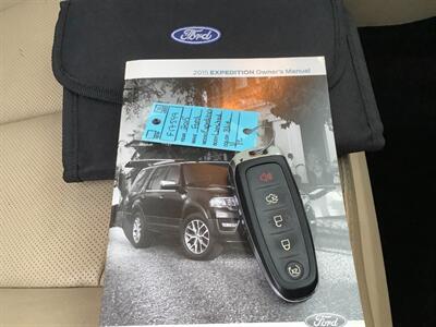 2015 Ford Expedition Limited   - Photo 47 - Crest Hill, IL 60403