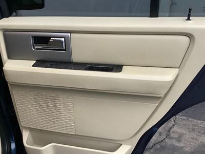 2015 Ford Expedition Limited   - Photo 34 - Crest Hill, IL 60403