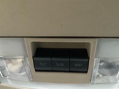 2015 Ford Expedition Limited   - Photo 48 - Crest Hill, IL 60403