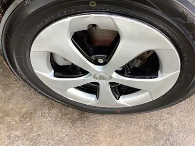 2012 Toyota Prius   - Photo 40 - Crest Hill, IL 60403
