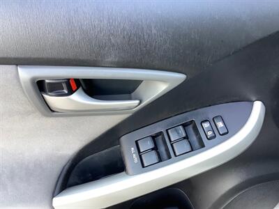2012 Toyota Prius   - Photo 12 - Crest Hill, IL 60403