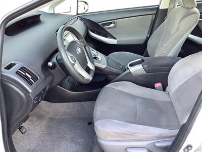 2012 Toyota Prius   - Photo 13 - Crest Hill, IL 60403