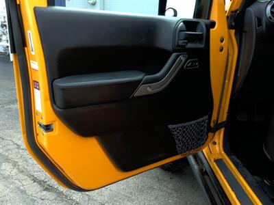 2013 Jeep Wrangler Unlimited Moab   - Photo 11 - Crest Hill, IL 60403