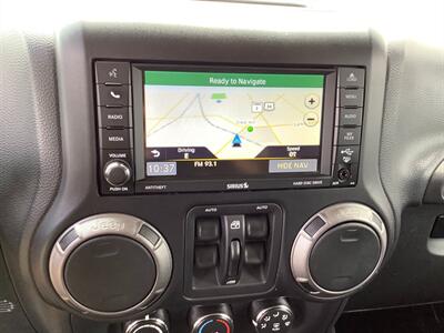 2013 Jeep Wrangler Unlimited Moab   - Photo 15 - Crest Hill, IL 60403